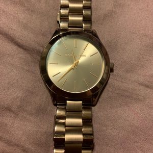 Michael Kors dusty rose tone watch